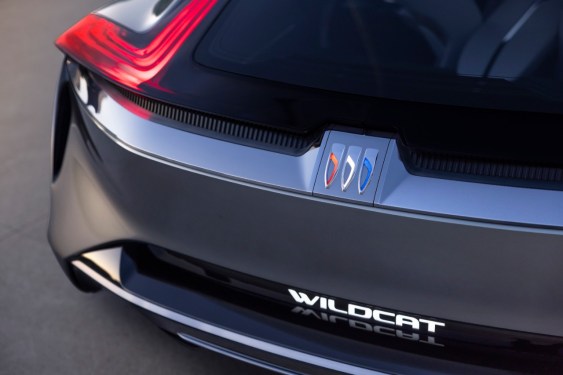 buick wildcat ev concept 008